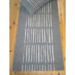 Alajärven Kotitekstiili Ladossa Musta 43x150 Cm Laudeliina